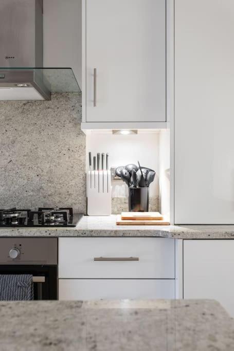 Best City Centre Luxurious Home Free Parking Belfast Extérieur photo