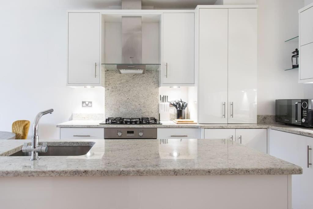 Best City Centre Luxurious Home Free Parking Belfast Extérieur photo